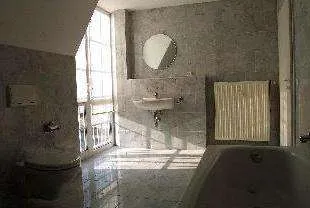 Maisonette-Eckwohnung mit Tageslichtbad und Balkon — photo 1